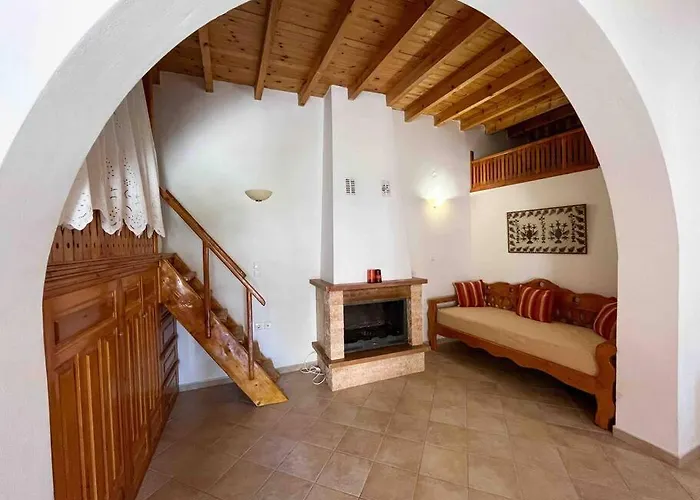 بيت للعطل Kostas